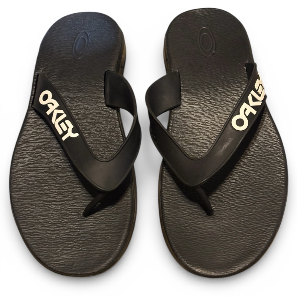 Oakley Black Sandals with White Logo Size 11 NWOT